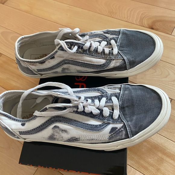Vans Off The Wall grey White 721356 Skate Shoes Size US Men 8/ Women 9.5 - Picture 1 of 7